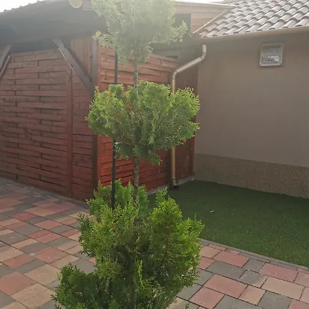 Varga Vendeghaz Apartament *
